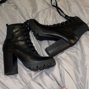Steve Madden Heeled Combat Boots - Black - Size 9